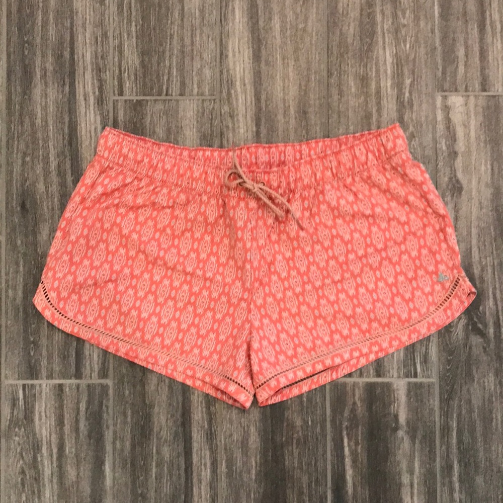 L Mariya Short